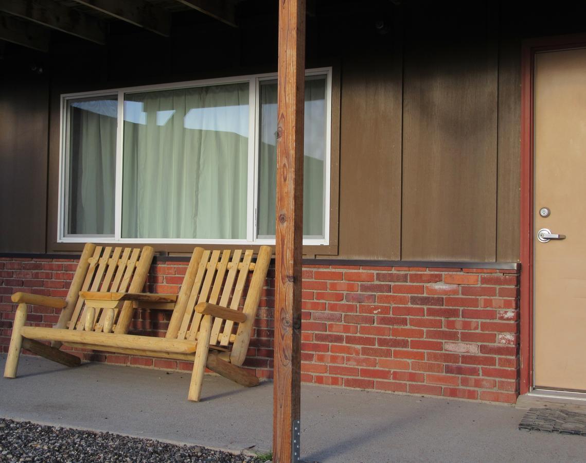 Big Bear Motel Cody Exterior photo